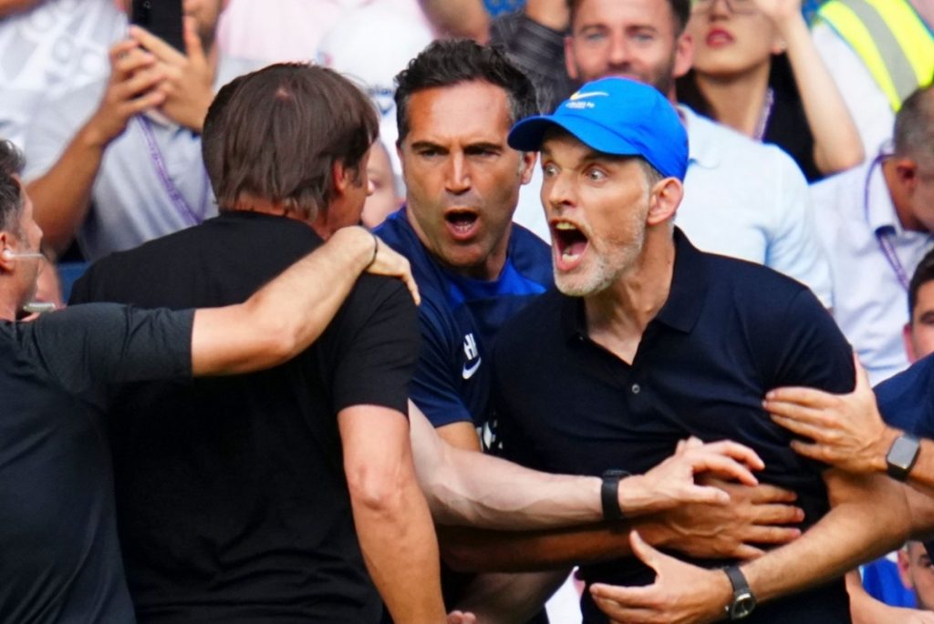 VIDEO Enorme bronca en el derbi entre Chelsea y Tottenham: Thomas Tuchel y Antonio Conte casi se pelean